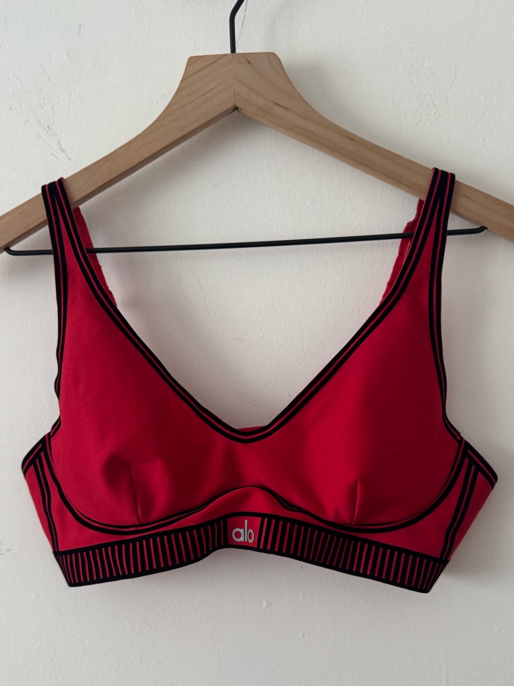 Alo Red Sports Bra and Cropped Legging Set